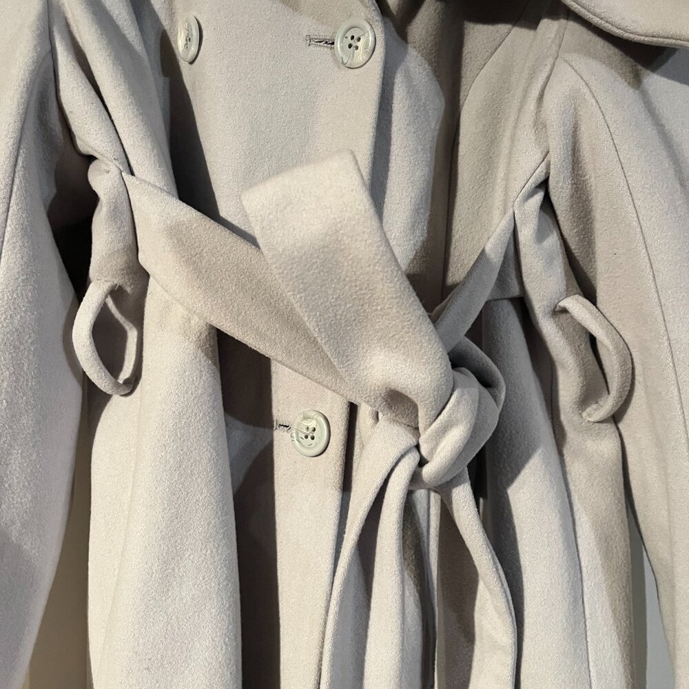 Winter Coat - Picture 3 of 4